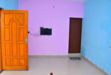 Private: House for rent in Kolathur